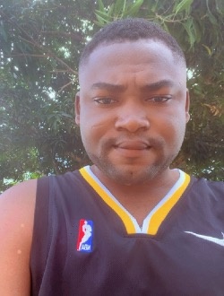 Raoul's profile, a single 31-year-old a man in Abidjan
