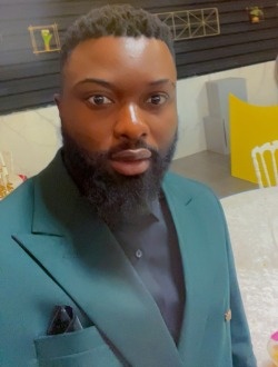 Azmack's profile, a single 39-year-old a man in Vigneux-sur-Seine