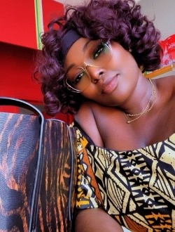 Christelle's profile, a single 33-year-old a woman in Douala