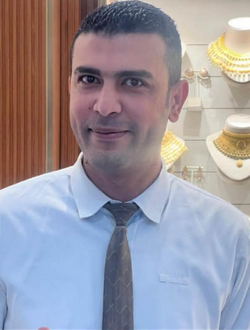 Medhat's profile, a single 38-year-old a man in Daqādūs