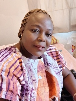 Laura's profile, a single 48-year-old a woman in Istanbul