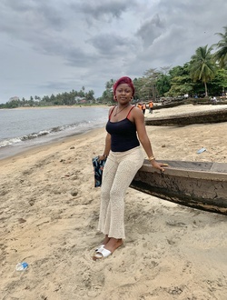 Jessica's profile, a single 28-year-old a woman in Yaoundé