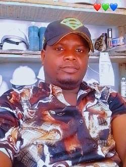 Ivan Kliff's profile, a single 36-year-old a man in Douala