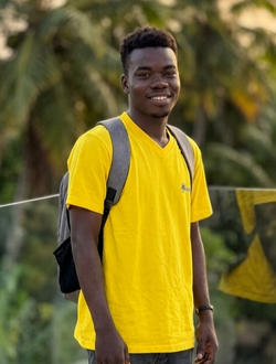 Fredys's profile, a single 27-year-old a man in Abomey-Calavi