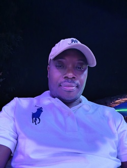 John's profile, a single 39-year-old a man in Porto-Novo