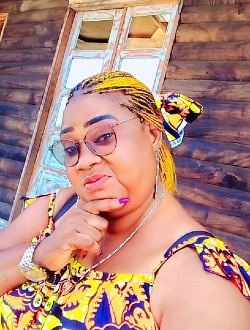Olivia's profile, a single 41-year-old a woman in Pointe-Noire