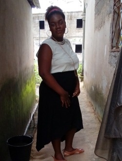 Sonia's profile, a single 31-year-old a woman in Douala