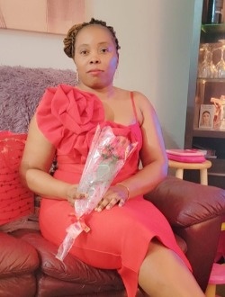 Raissa-Carolle's profile, a single 35-year-old a woman in Québec