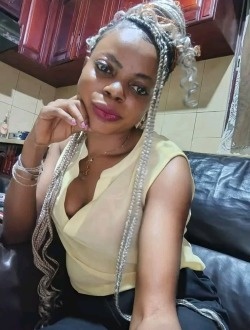Lorraine's profile, a single 31-year-old a woman in Douala