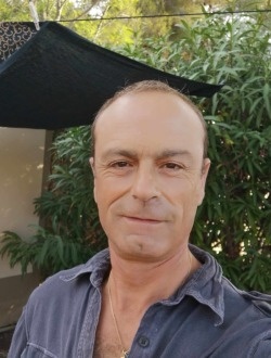 Chris's profile, a single 53-year-old a man in Voiron