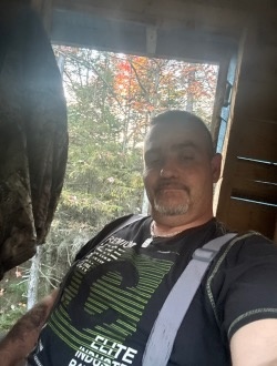 Marc's profile, a single 47-year-old a man in Sainte-Croix