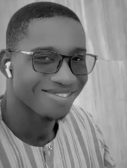 Khalil's profile, a single 30-year-old a man in Dakar