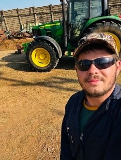 Juandre's profile, a single 18-year-old a man in Bronkhorstspruit