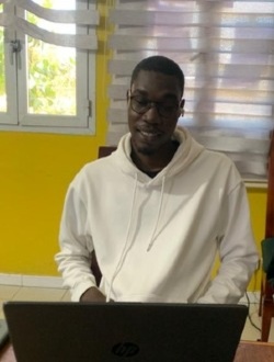 Pape's profile, a single 29-year-old a man in Thiès