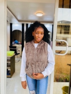 Eliana's profile, a single 23-year-old a woman in Goma