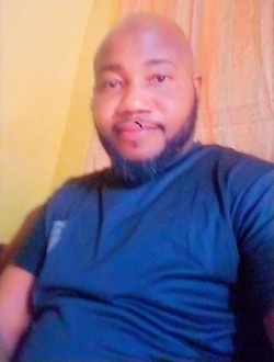 Alwalid's profile, a single 40-year-old a man in Ouagadougou