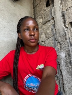 Charlette's profile, a single 27-year-old a woman in Douala