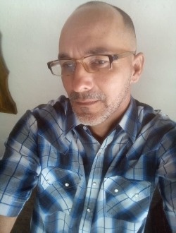 Erlin's profile, a single 48-year-old a man in El Salvador