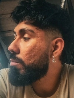 Kevin Rodriguez's profile, a single 33-year-old a man in San Salvador