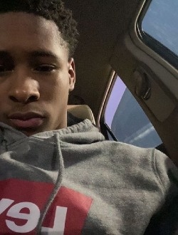 Loup's profile, a single 25-year-old a man in Nouakchott