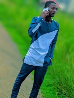 Rahys's profile, a single 24-year-old a man in Douala