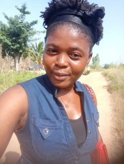 Florence's profile, a single 28-year-old a woman in Lomé