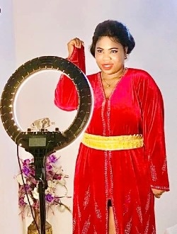Hira's profile, a single 30-year-old a woman in Petit Abidjan-Youkou