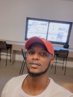 Philip's profile, a single 32-year-old a man in Abidjan