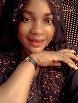 Rachel Bina's profile, a single 34-year-old a woman in Yaoundé