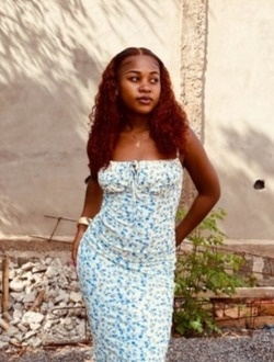 Sira's profile, a single 24-year-old a woman in Abatoafo