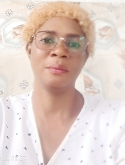 Gaby's profile, a single 45-year-old a woman in Yaoundé