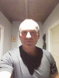 Mirek's profile, a single 52-year-old a man in Espalion