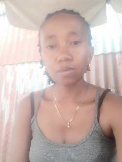 Velette's profile, a single 32-year-old a woman in Antalaha