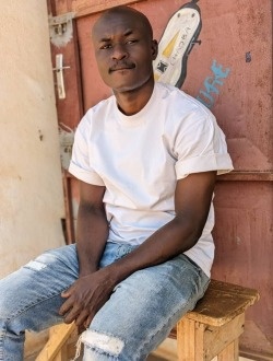 profile picture 0
