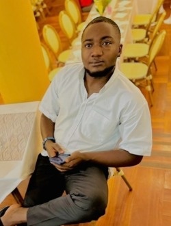 Valdes's profile, a single 24-year-old a man in Bafoussam II