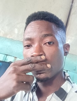 Boris's profile, a single 34-year-old a man in Libreville
