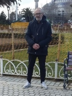 Rafik's profile, a single 55-year-old a man in Sétif