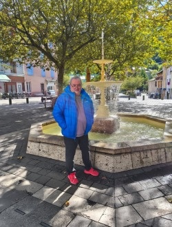 Nicolas's profile, a single 64-year-old a man in Orgueil