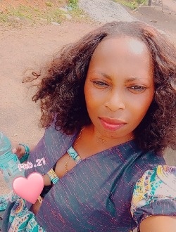 Irène's profile, a single 40-year-old a woman in Douala