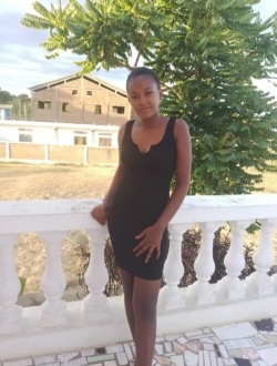 Saminah's profile, a single 22-year-old a woman in Ajavibe