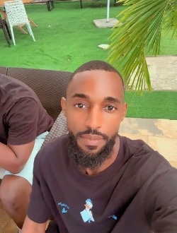 Le Viking's profile, a single 33-year-old a man in Libreville