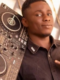 Gildas's profile, a single 31-year-old a man in Parakou