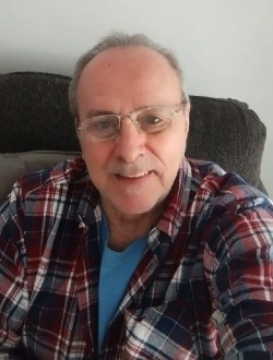 Pierre's profile, a single 77-year-old a man in Laval