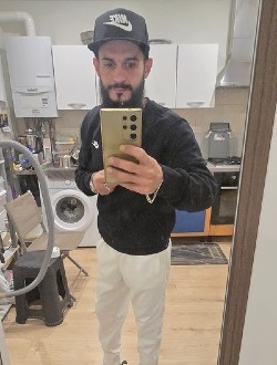 El Hatim's profile, a single 36-year-old a man in Charleroi