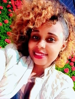 Lylie's profile, a single 29-year-old a woman in 67 Ha