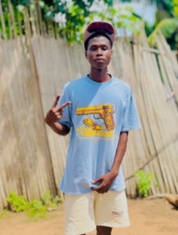 Rayane's profile, a single 21-year-old a man in Adidogomé