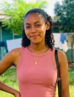 Lolie's profile, a single 24-year-old a woman in Toamasina
