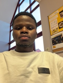 Souleymane's profile, a single 18-year-old a man in Arras