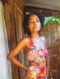 Clara's profile, a single 29-year-old a woman in Antalaha