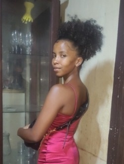 Elina's profile, a single 24-year-old a woman in Antalaha